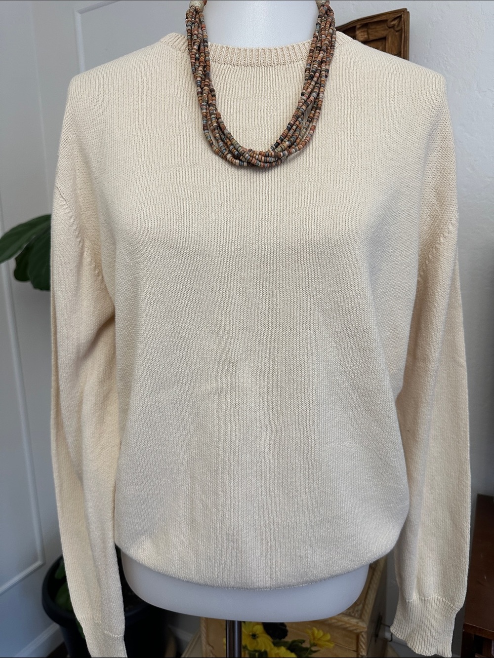 Uniqlo Cream Crewneck Lightweight linen blend Sweater